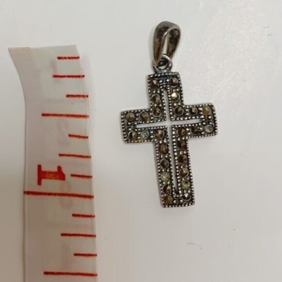 Marcasite and Silver Rhinestone Small Cross Pendant - Picture 4 of 4